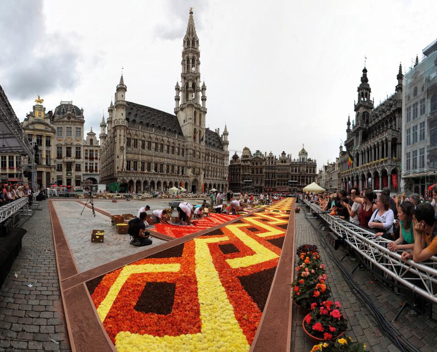 flower carpet 2012